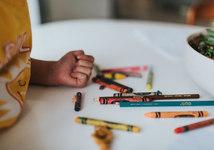 Ako vybrať kvalitné pastelky pre deti a prečo je dôležité s deťmi kresliť?